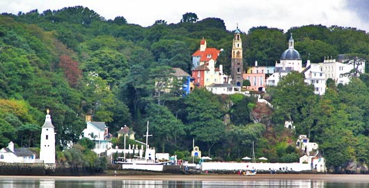 Portmeirion-festival-no-6