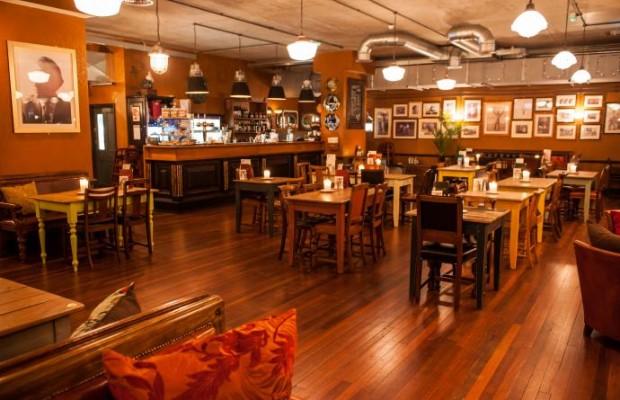 081112BrascoLounge-057-690x470